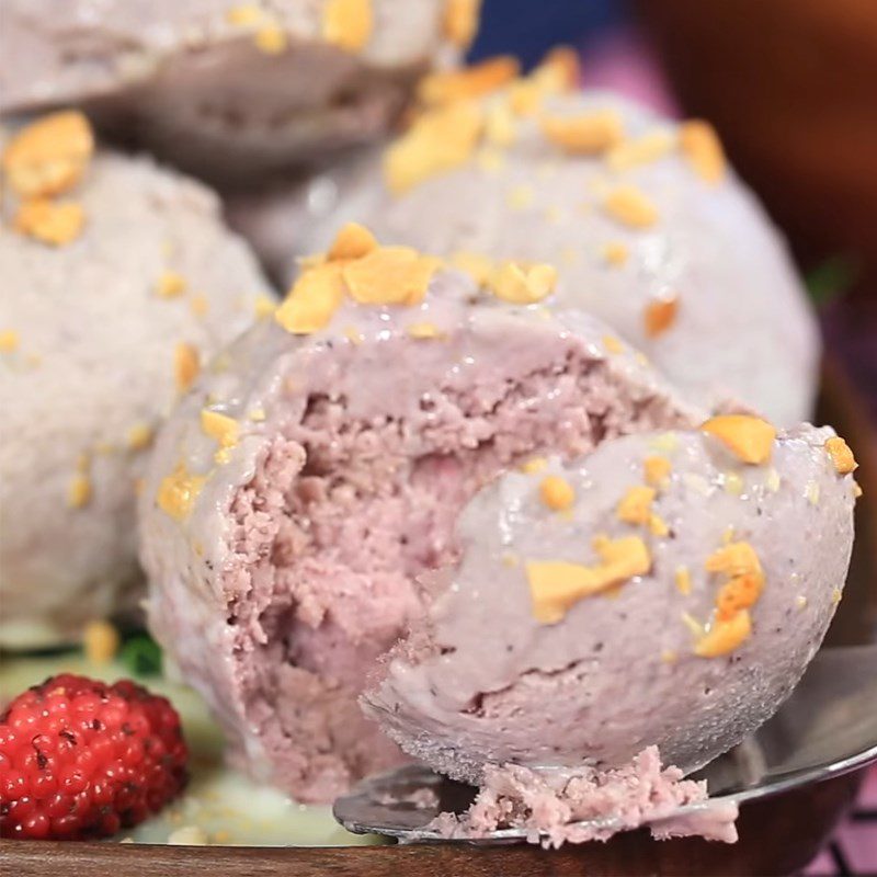 Step 4 Final product Mulberry Yogurt Ice Cream