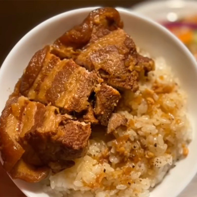 Step 8 Final product Sticky rice with braised pork Northern style served with pickled vegetables