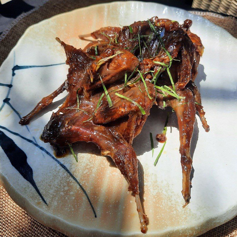 Step 4 Final product Fried quail with fish sauce
