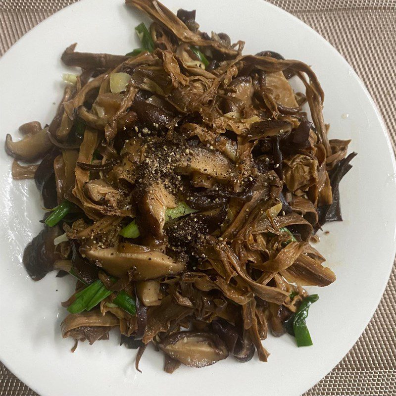 Step 3 Final Product Dried bamboo shoots stir-fried with mixed vegetables