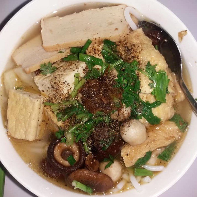Step 4 Finished Product Vegetarian Mushroom Noodle Soup