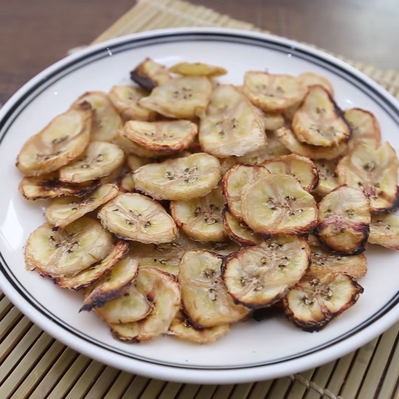 Step 3 Final product Crispy dried bananas