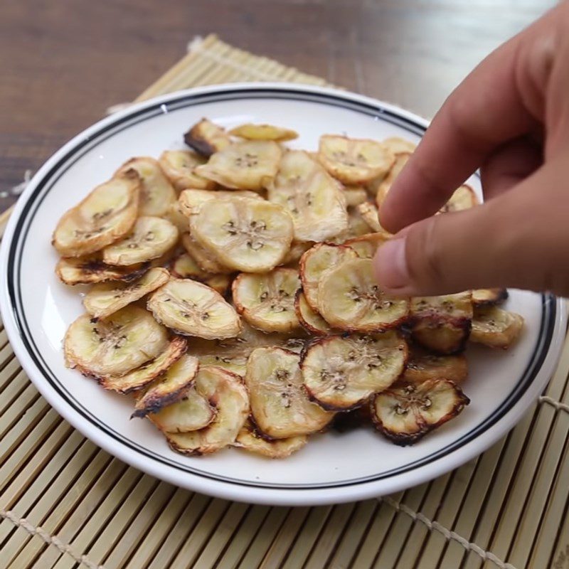 Step 3 Final product Crispy dried bananas