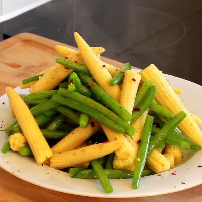 Step 4 Final Product Baby corn stir-fried with green beans