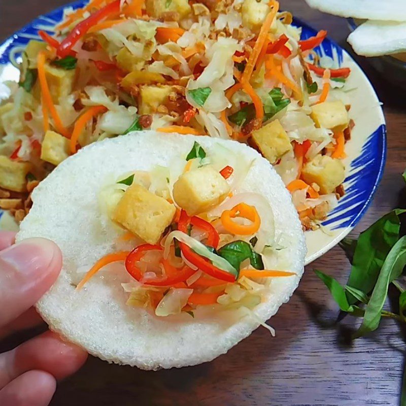 Step 5 Final product Vegetarian cabbage and carrot salad