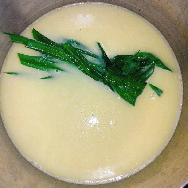 Step 4 Cooking sweet corn milk Sweet corn milk (recipe shared by users)