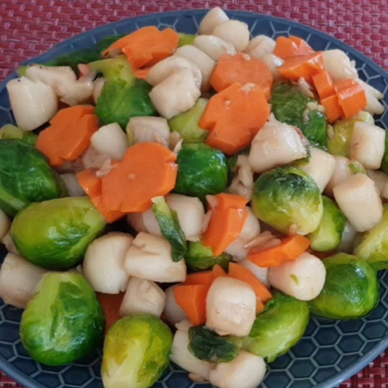 Step 5 Final product Baby cabbage stir-fried with scallops