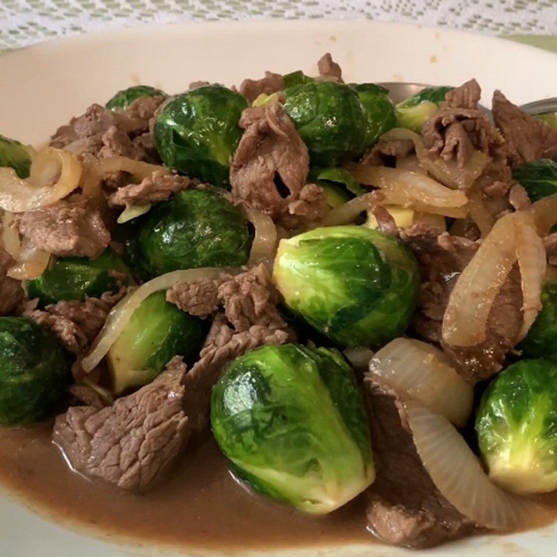 Step 4 Finished dish Baby cabbage stir-fried with beef