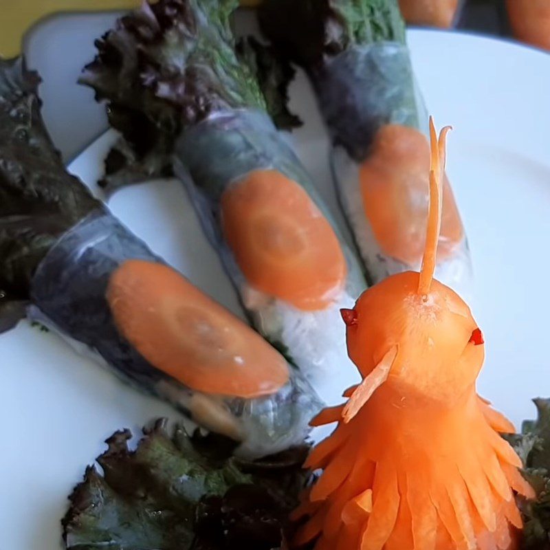 Step 5 Decorate Vegetarian Spring Rolls in Peacock Shape