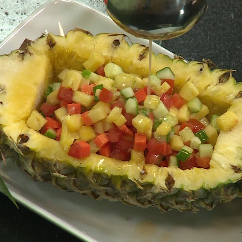 Step 4 Presentation of Pineapple Salad