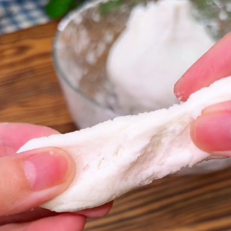 Step 2 Mixing the dough for Taro sticky cake (Recipe shared from Tiktok Cooking with TasteVN)