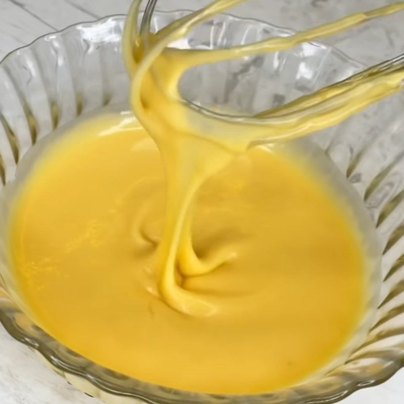 Step 1 Mix the batter for the egg roll cake using an air fryer