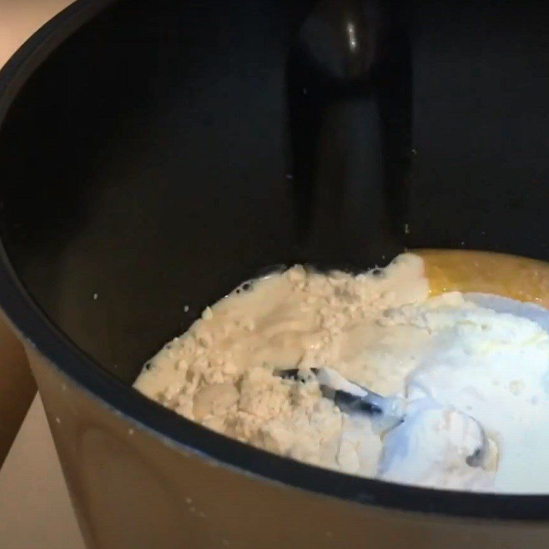 Step 2 Mix the dough Chocolate-filled Crab Bread