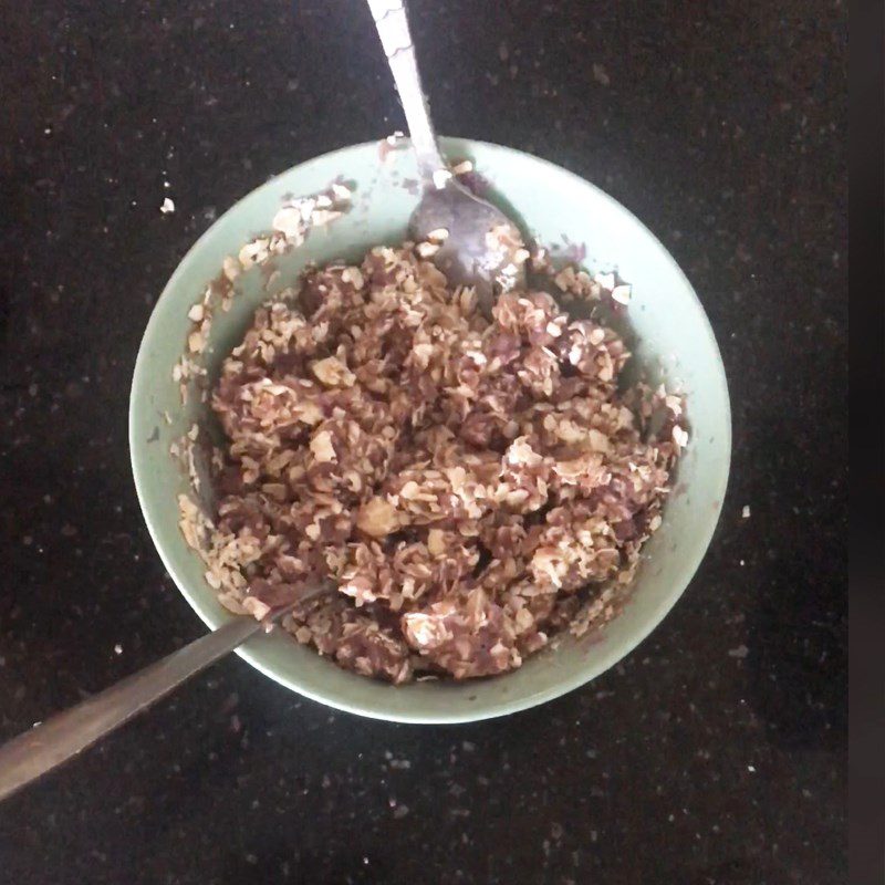 Step 2 Mixing cookie dough Oatmeal cookie