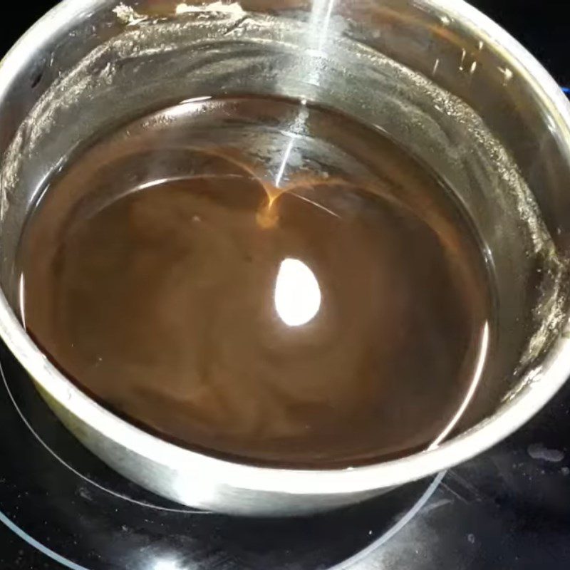 Step 3 Mix the powder and cook the grass jelly Black bean grass jelly