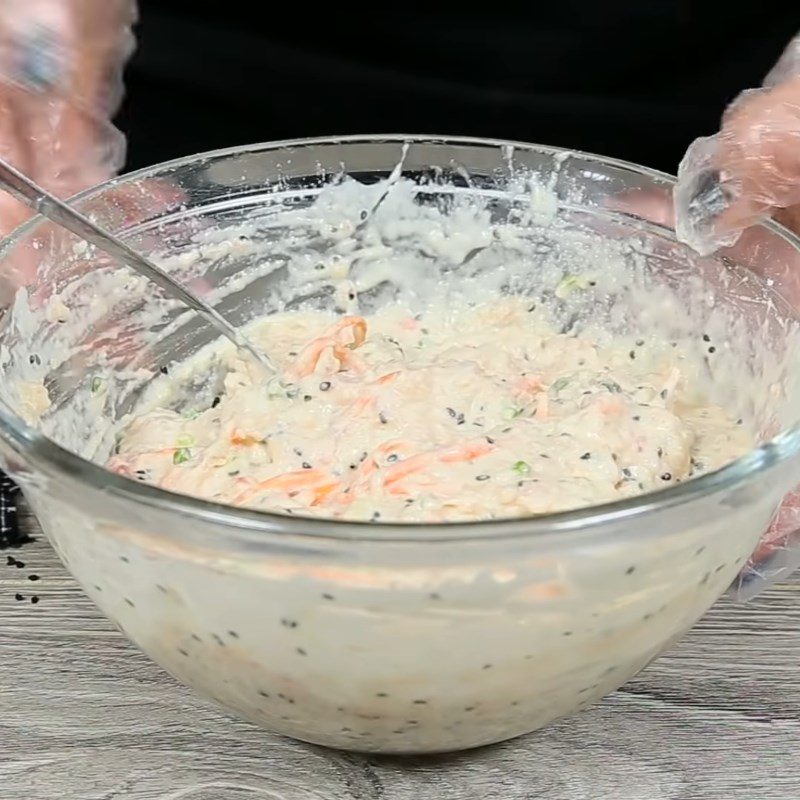 Step 3 Mix the chicken Minced chicken fried with sesame