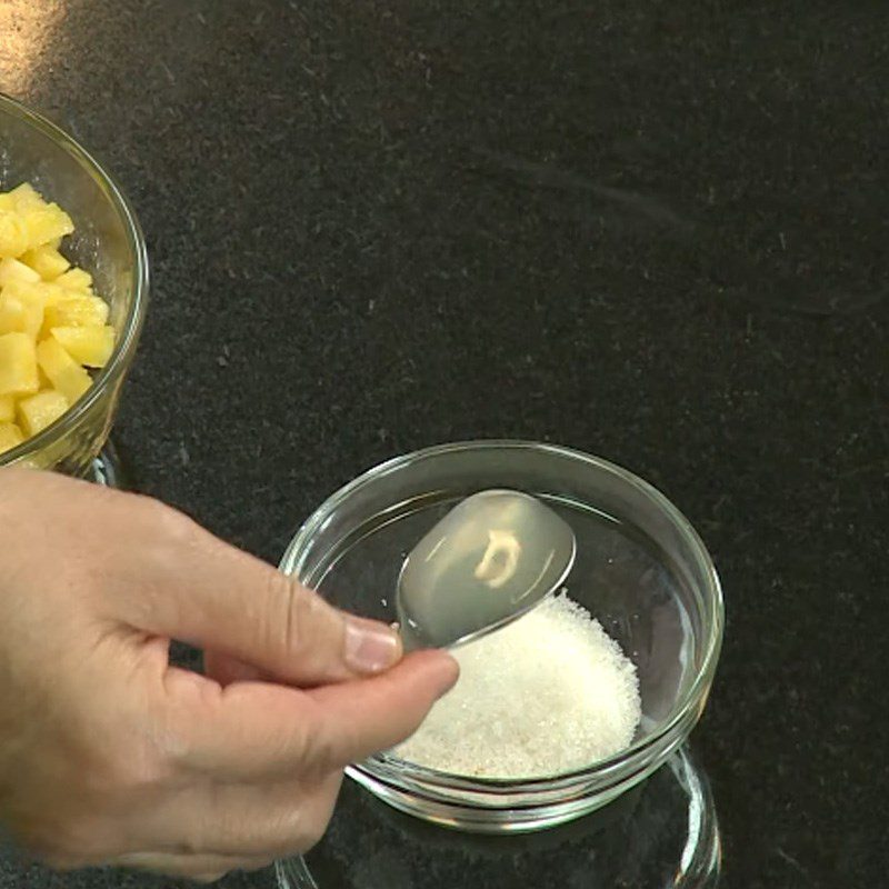 Step 3 Mix the salad for Pineapple Salad