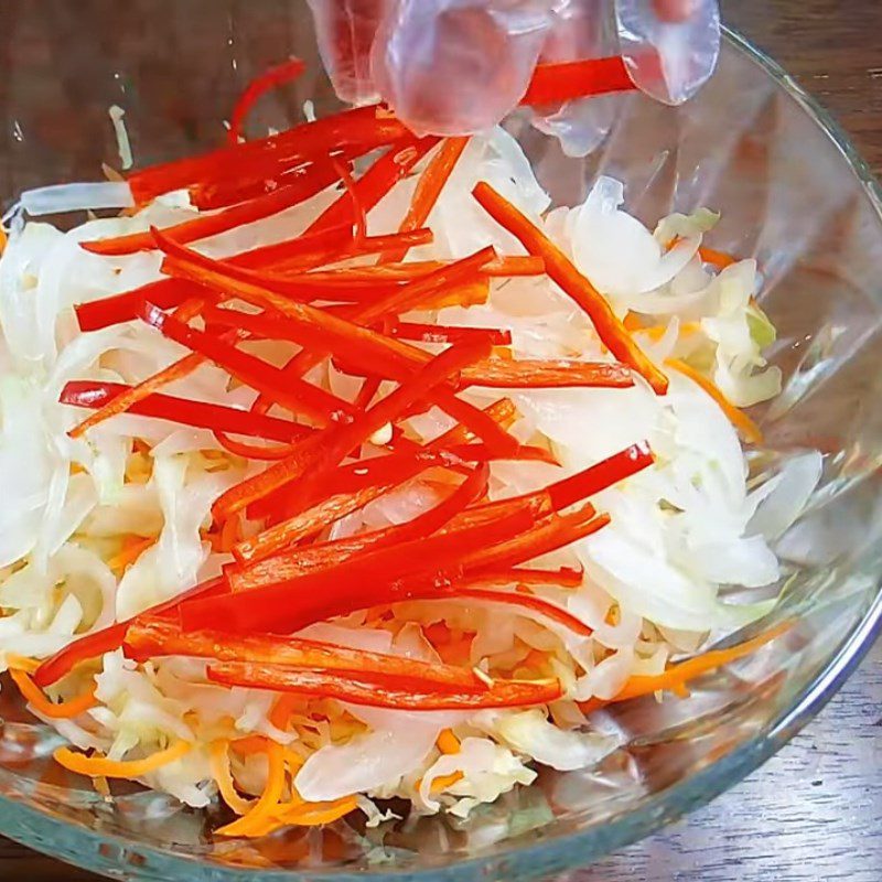 Step 4 Mixing salad Vegetarian cabbage and carrot salad