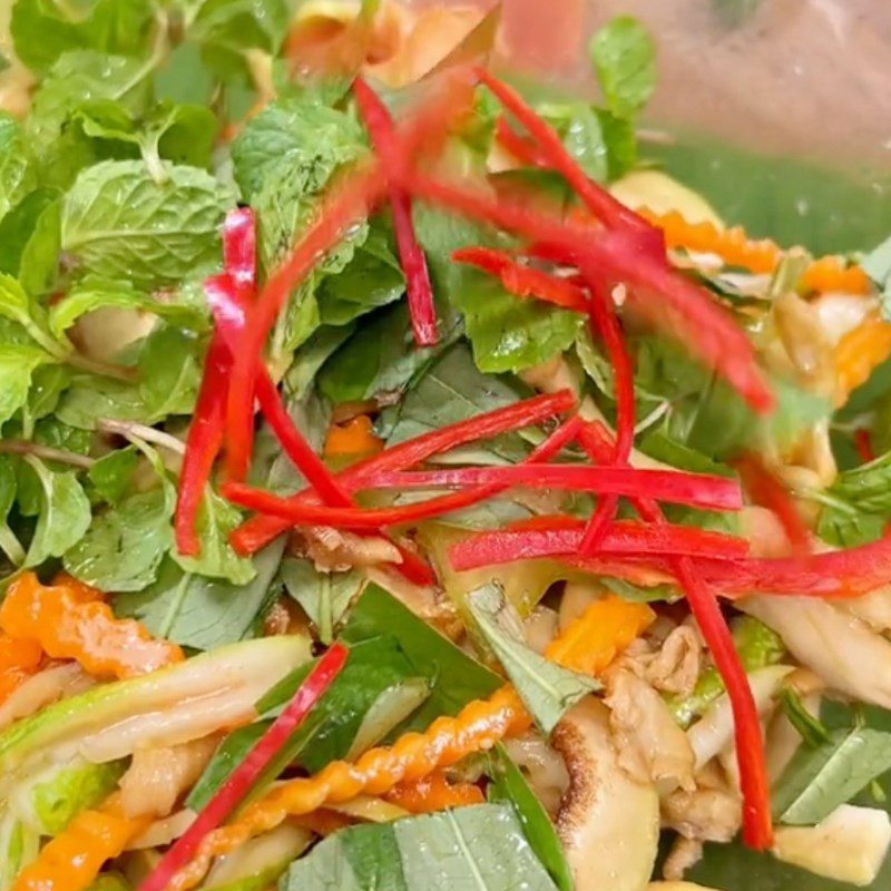 Step 3 Mixing the salad for Lychee Salad (Recipe shared by Tiktok Vegetarian Kitchen XANH)