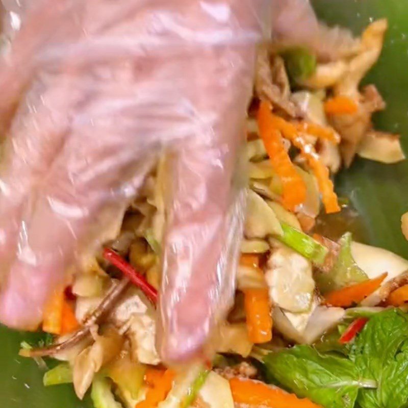 Step 3 Mixing the salad for Lychee Salad (Recipe shared by Tiktok Vegetarian Kitchen XANH)