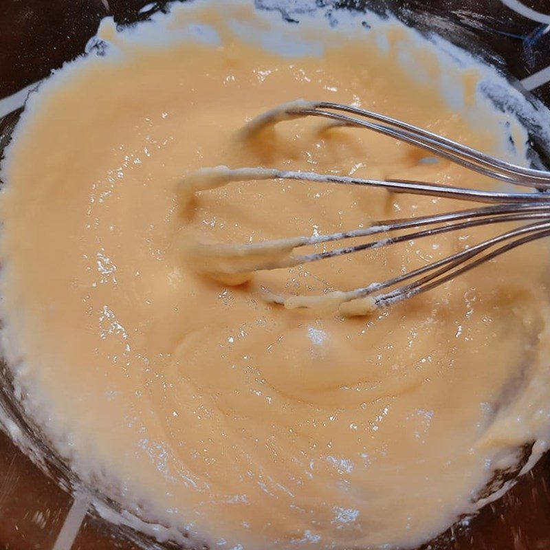 Step 2 Mix the flour and raisins Butter raisin sponge cake (recipe shared by users)