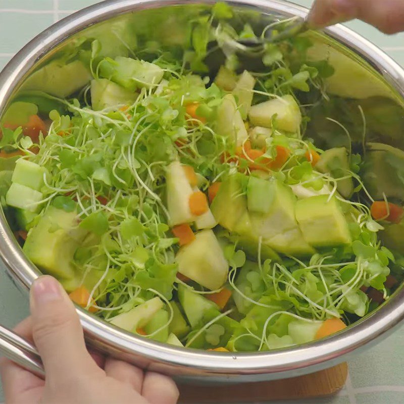 Step 4 Mix salad Salad with roasted sesame sauce