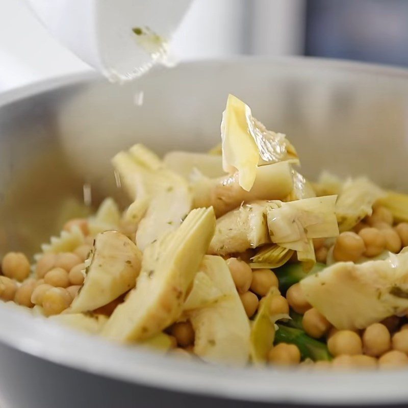 Step 4 Mix the asparagus pasta salad