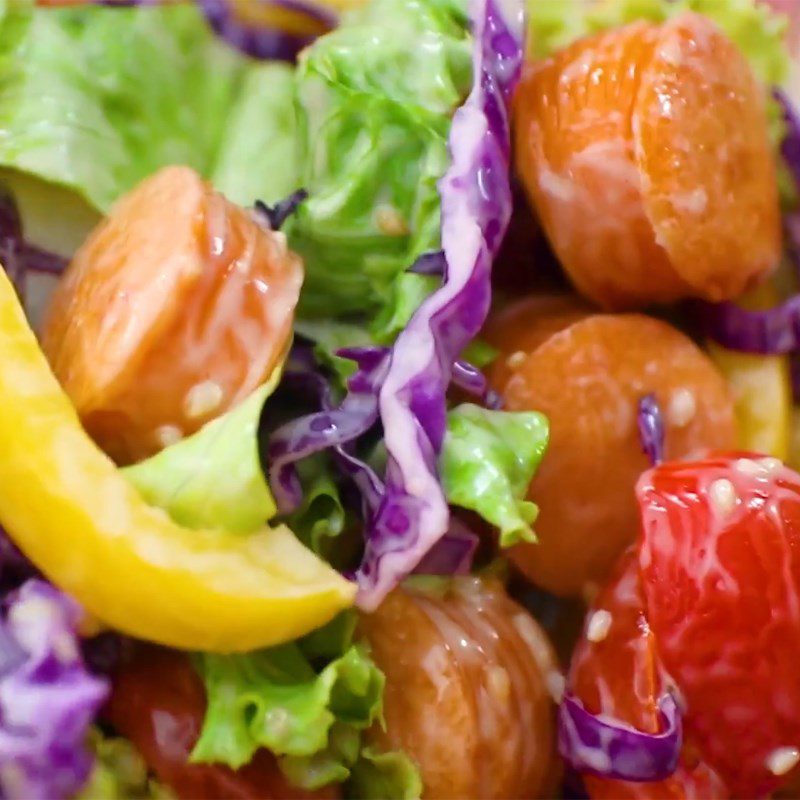 Step 4 Mixing salad Sausage salad with roasted sesame dressing