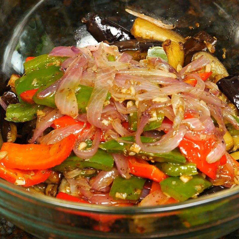 Step 4 Mixing salad Eggplant Bell pepper salad