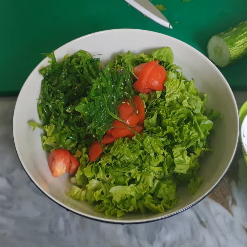 Step 2 Mixing salad Lettuce cucumber tomato