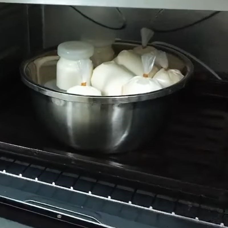 Step 3 Fermenting yogurt using the oven Yogurt using the oven