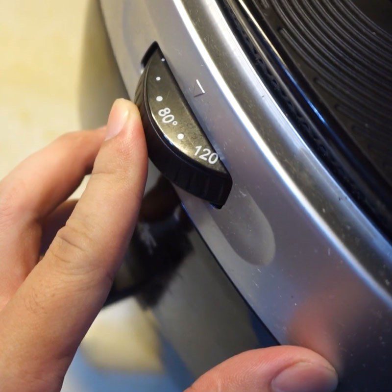 Step 4 Incubate yogurt using an air fryer Yogurt egg using an air fryer