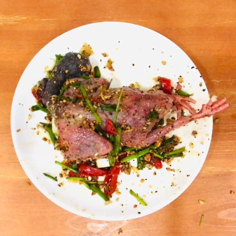 Step 3 Marinating the Pigeon Grilled Pigeon with Salt and Chili