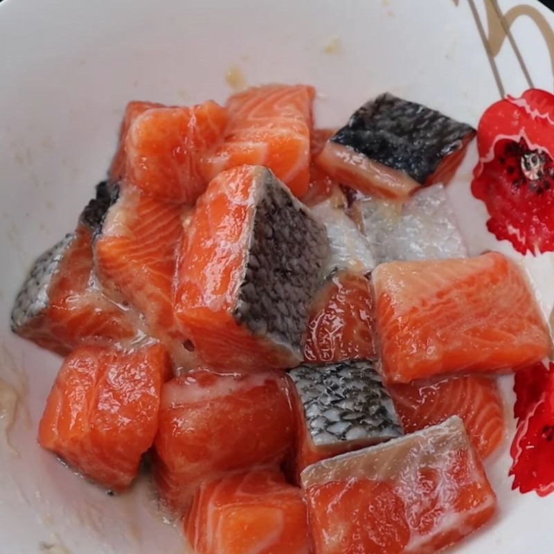 Step 2 Marinate the fish for Crispy Fried Salmon