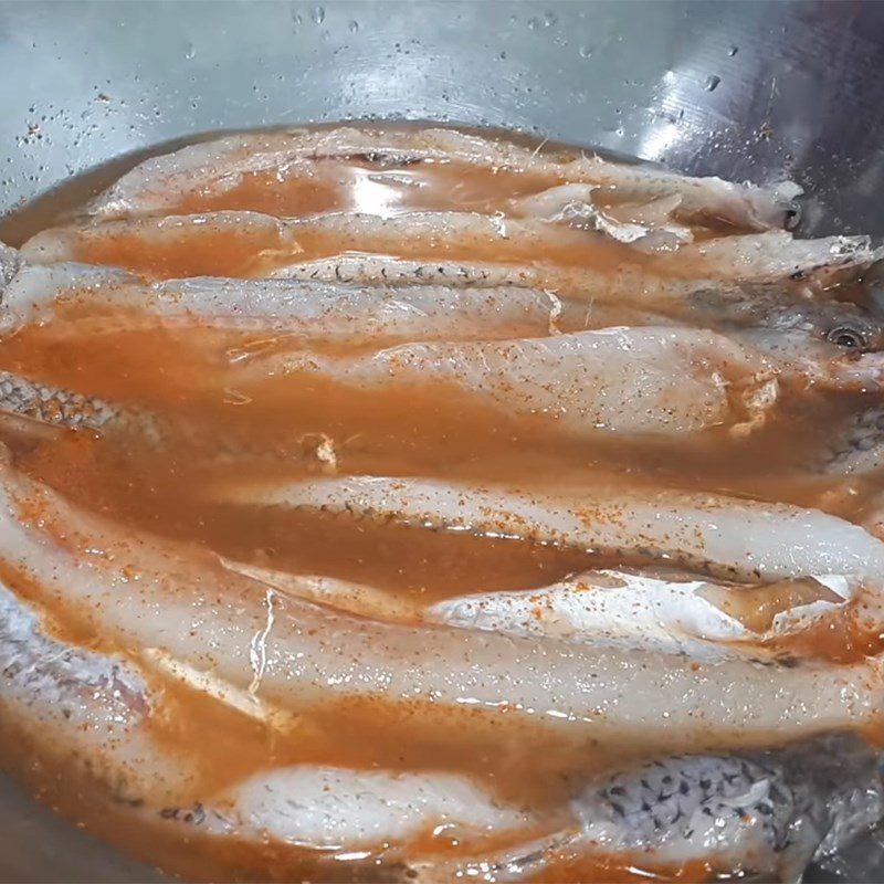 Step 2 Marinate the fish Dried fish