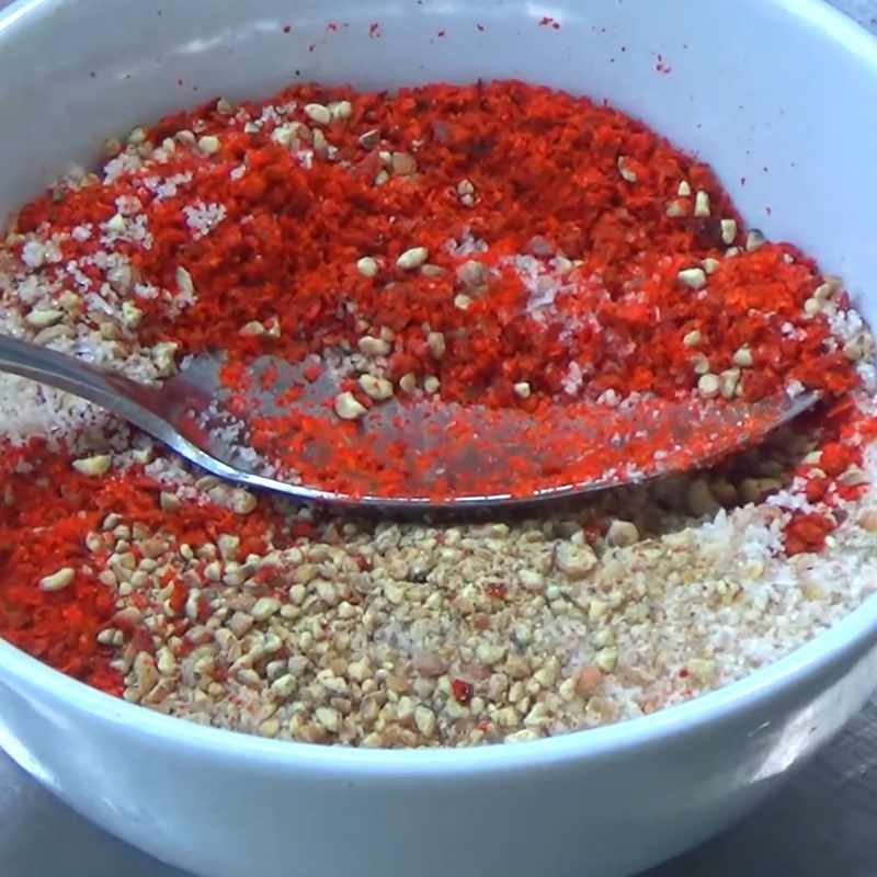 Step 2 Marinate the sturgeon Sturgeon grilled with salt and chili