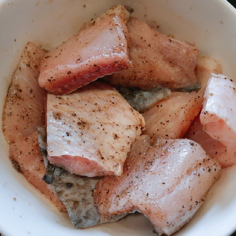 Step 2 Marinate the fish and prepare the batter Fried carp batter
