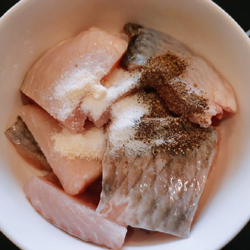 Step 2 Marinate the fish and prepare the batter Fried carp batter