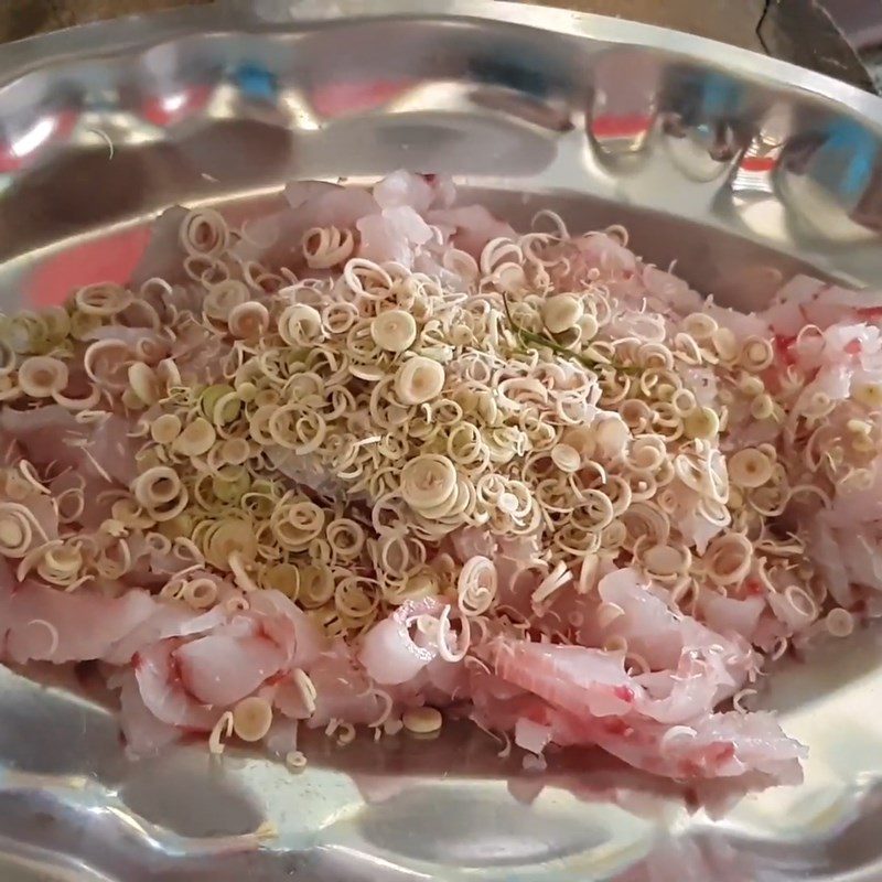 Step 2 Marinate the fish and mix the salad for Snakehead Fish Salad