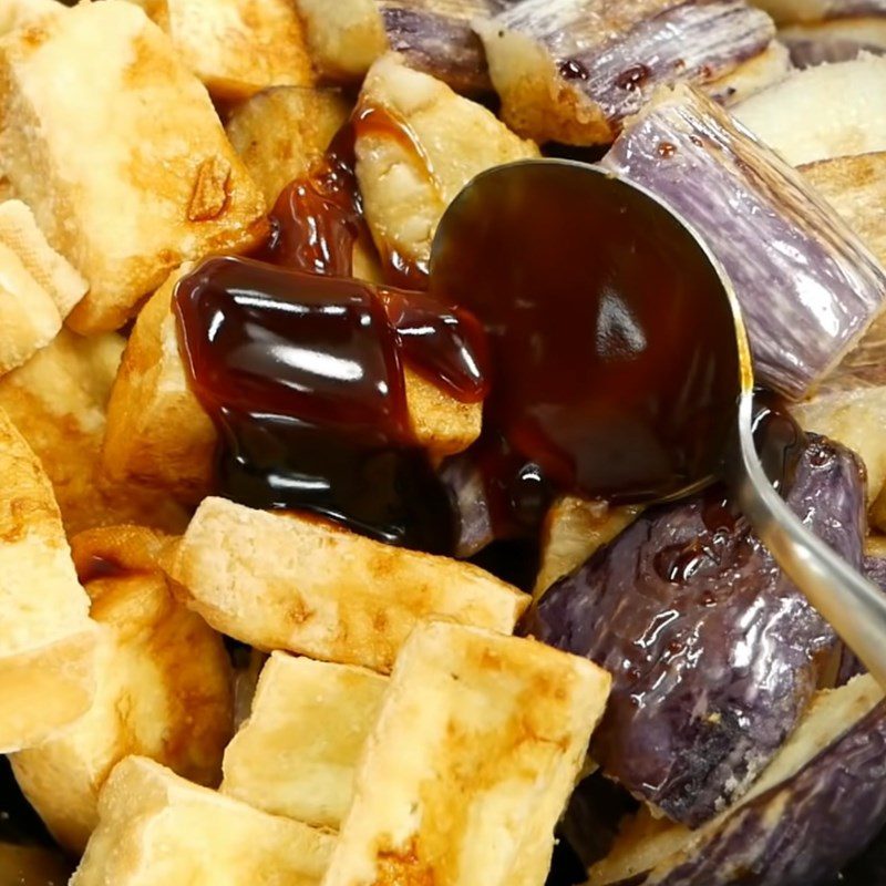 Step 4 Marinate tofu and eggplant Eggplant braised vegetarian