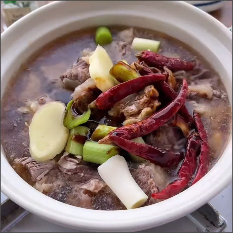 Step 2 Marinate the beef tendon Beef tendon stewed with five spices