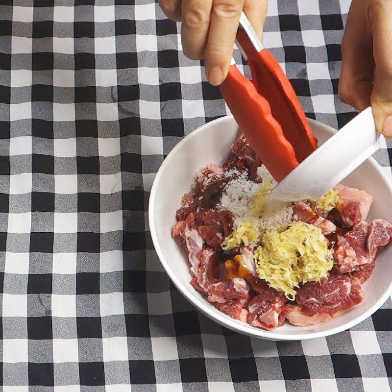 Step 2 Marinate the beef Japanese-style curry