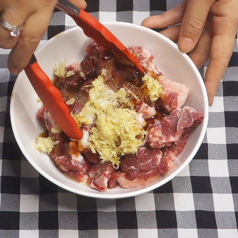 Step 2 Marinate the beef Japanese-style curry