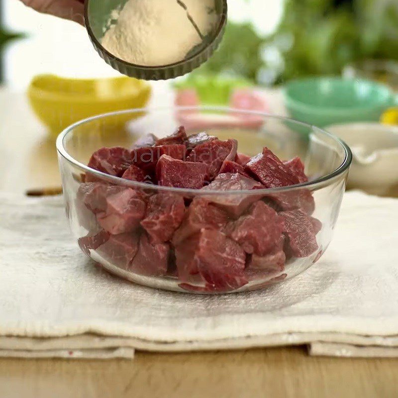 Step 3 Marinating beef Grilled beef with vegetables