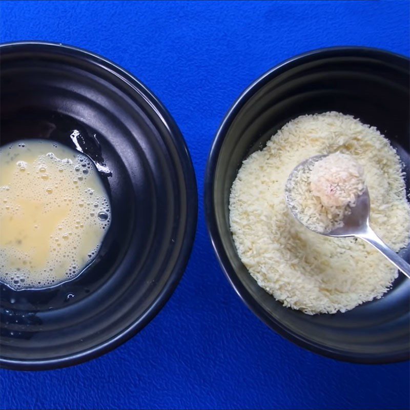 Step 4 Round and batter fried Chicken nuggets