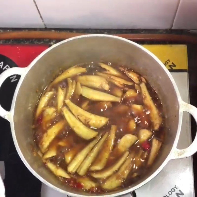 Step 4 Braised fish with pepper
