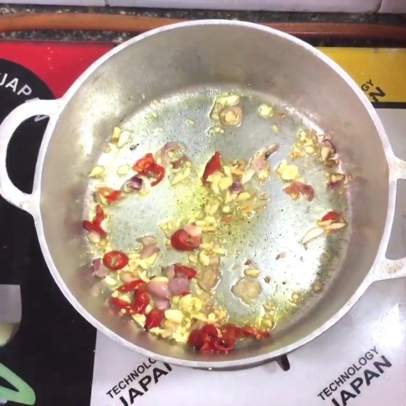Step 4 Braised fish with pepper