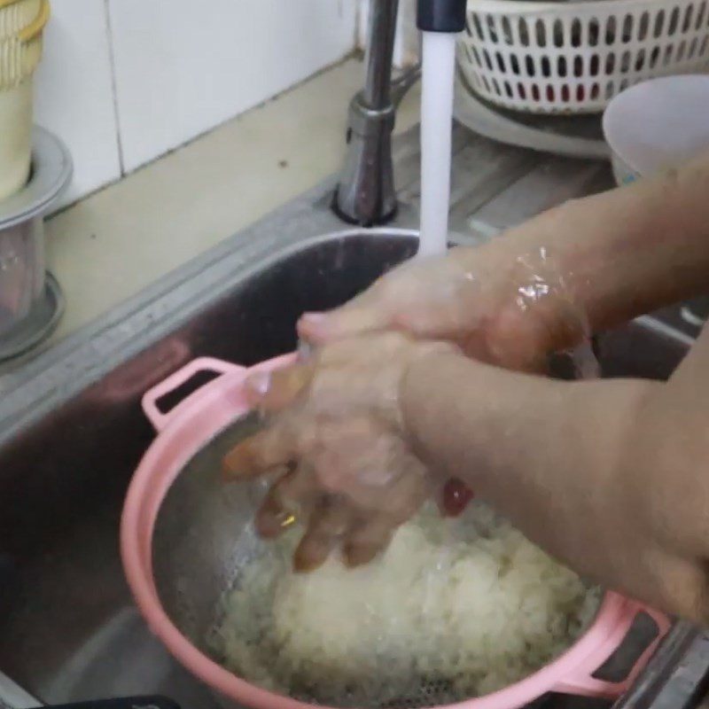 Step 2 Sauté the Rice for Hoi An Vegetarian Chicken Rice