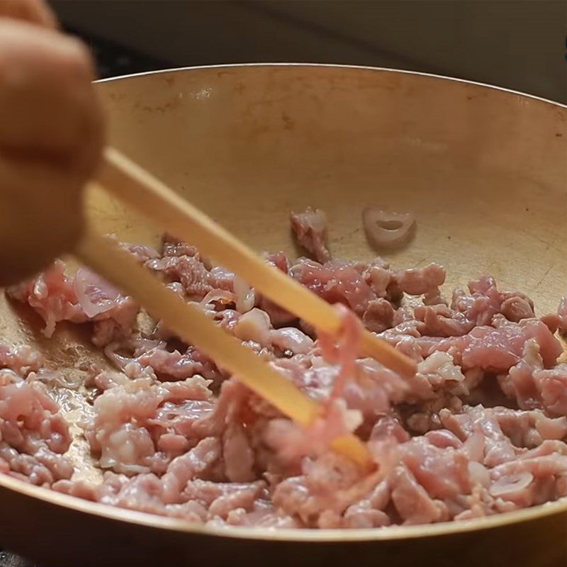 Step 5 Stir-fried filling for Fried Pâté Cake