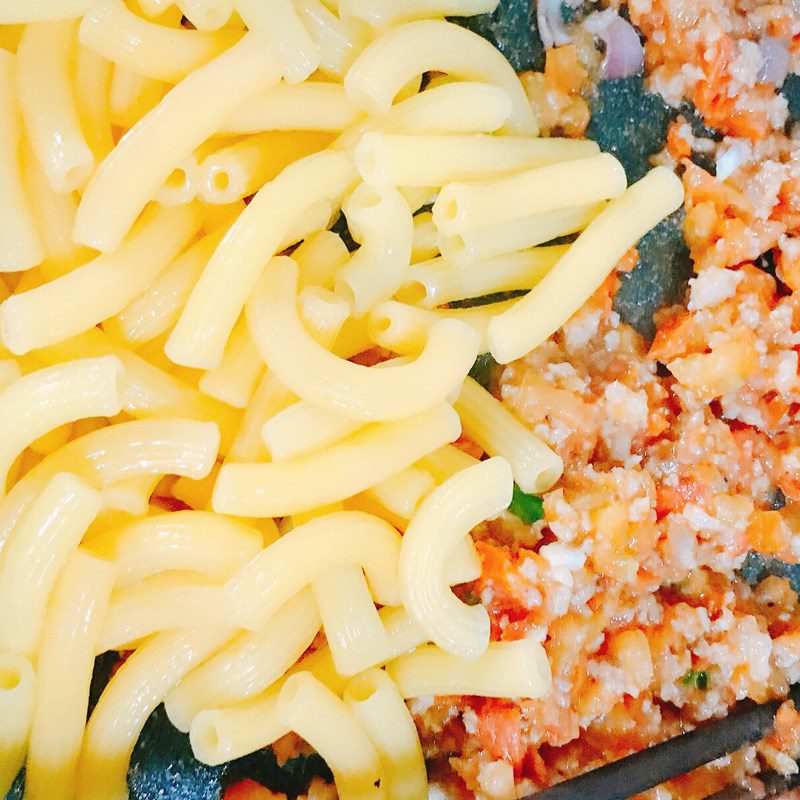 Step 3 Stir-fried noodles with minced meat Stir-fried noodles with minced meat and tomato sauce